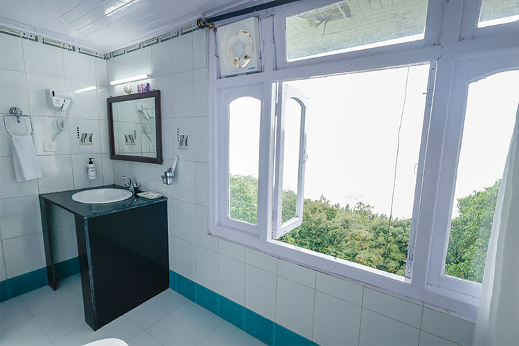 Suit-Room-Sikkim-Tourist-Centre-5