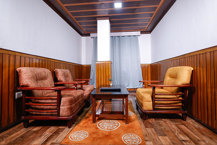 Suit-Room-Yangthang-Dzimkha-Resort-4