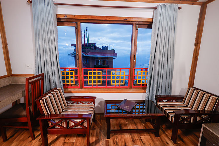 Super-Deluxe-Room-Buddha-Retreat-3