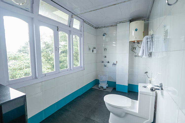 Super-Deluxe-Room-Sikkim-Tourist-Centre-6