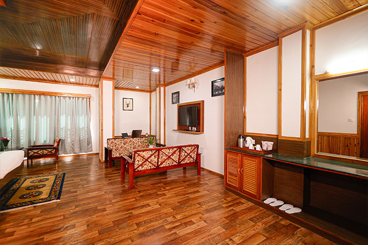 Excutive-Suit-Room-4